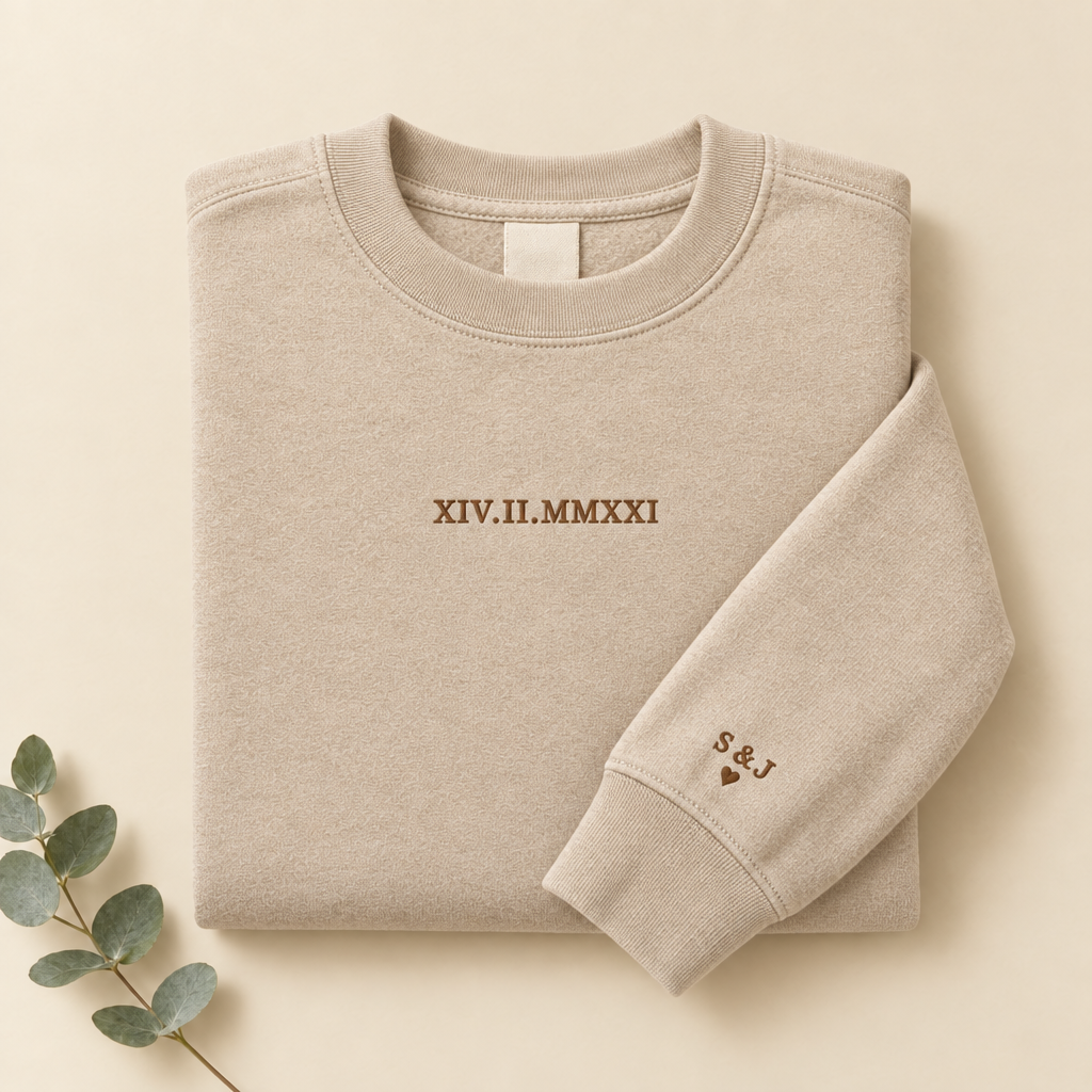 Jahrestag-Pullover in Sand mit römischem Datum